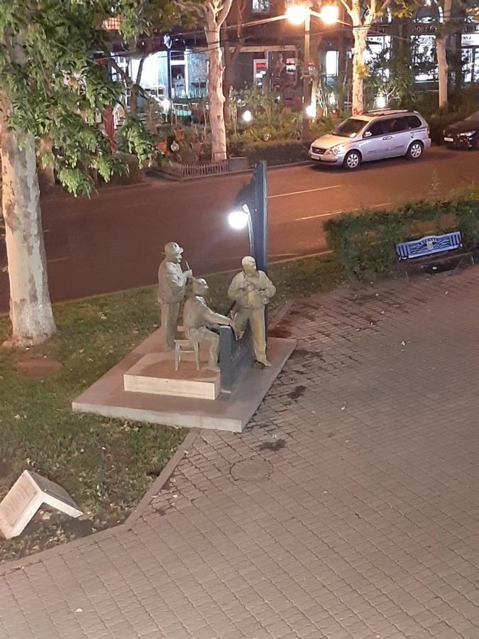 Yerevan, Abovyan 34 My Street Ngoại thất bức ảnh